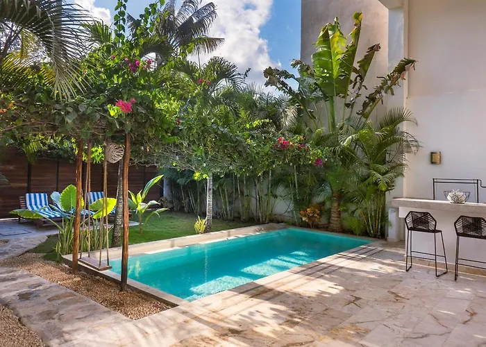 Stunning 4br With Private Pool La Veleta Retreat *