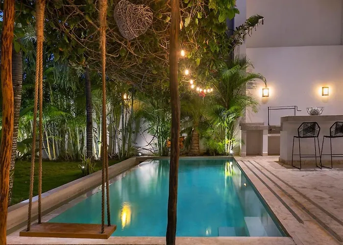 Stunning 4br With Private Pool La Veleta Retreat *