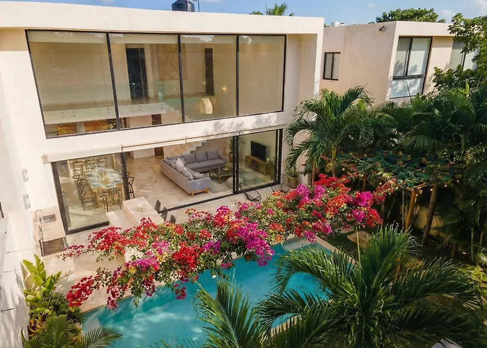 Casa de férias Stunning 4br With Private Pool La Veleta Retreat