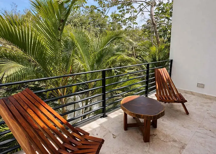 Stunning 4br With Private Pool La Veleta Retreat