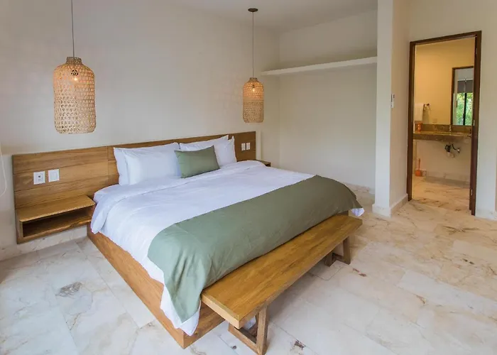 Stunning 4br With Private Pool La Veleta Retreat *
