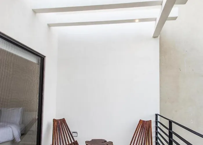 Stunning 4br With Private Pool La Veleta Retreat